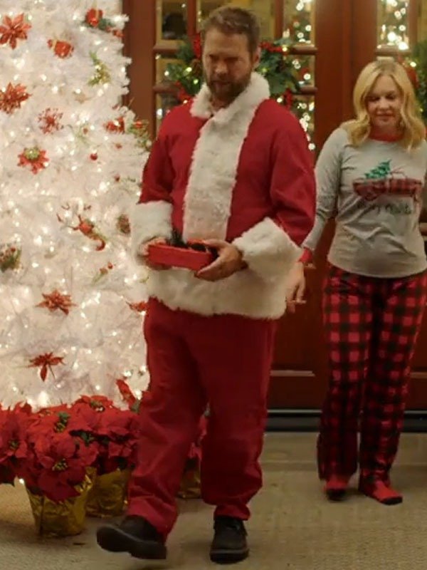 “Christmas costume ideas including DIY, Nightmare Before Christmas, festive holiday outfits, ArnaLuxe jackets, and unique Christmas character costumes”