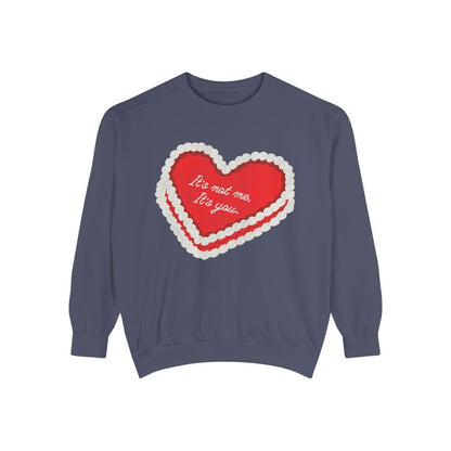 It's not me, its you Crewneck, anti vday single valentines shirt, trendy aesthetic valentines graphic sweatshirt