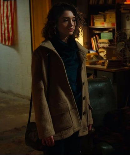 Nancy Wheeler brown wool coat Stranger Things S03 lapel style
